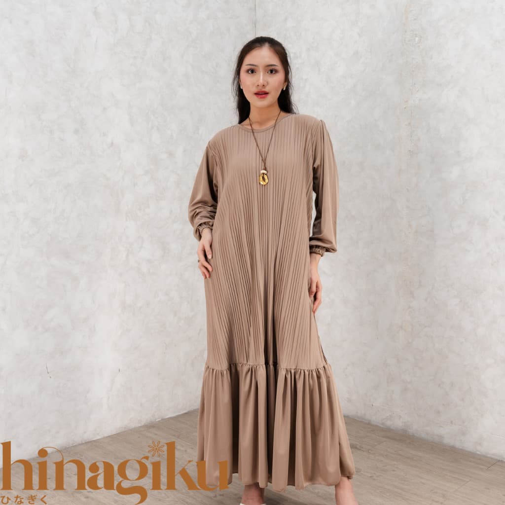 HNGK Mermaid Pleated Dress G04 4